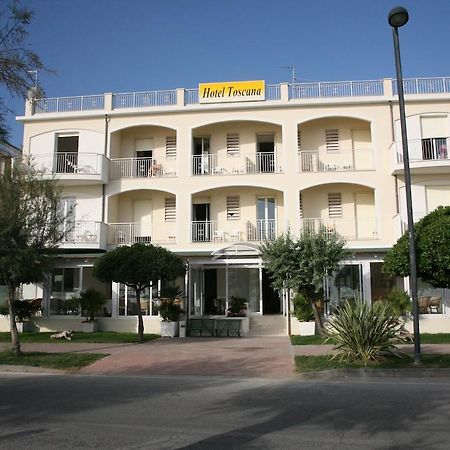 Hotel Toscana Marotta Exterior foto